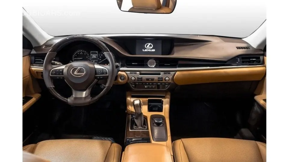 Lexus ES 2018