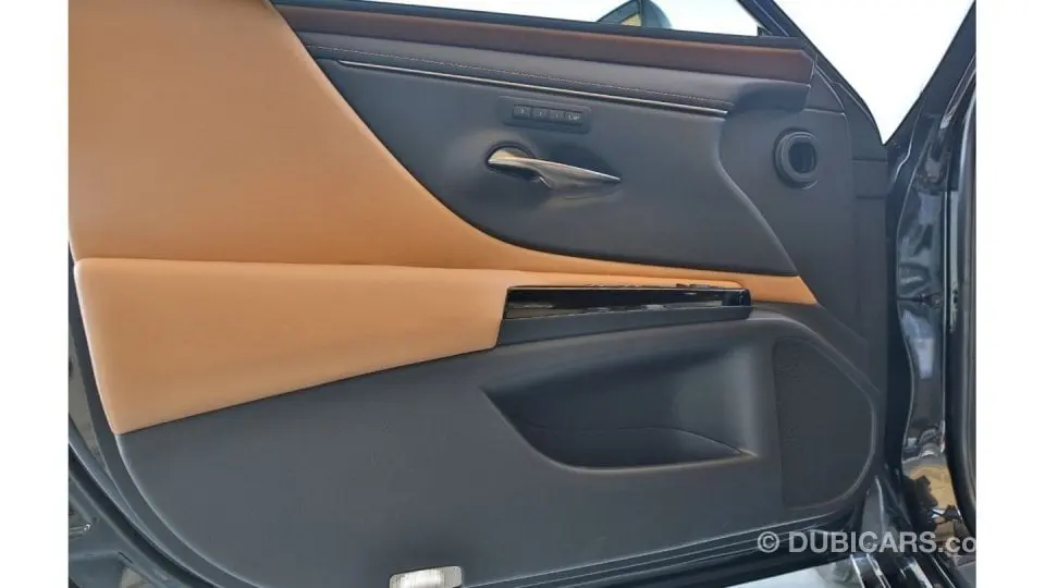 Lexus ES 2022