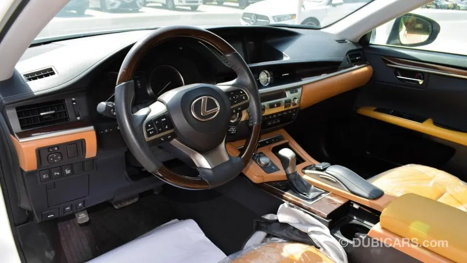 Lexus ES 2018