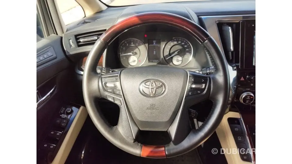 Toyota Alphard 2017