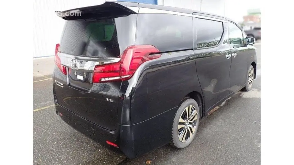 Toyota Alphard 2020