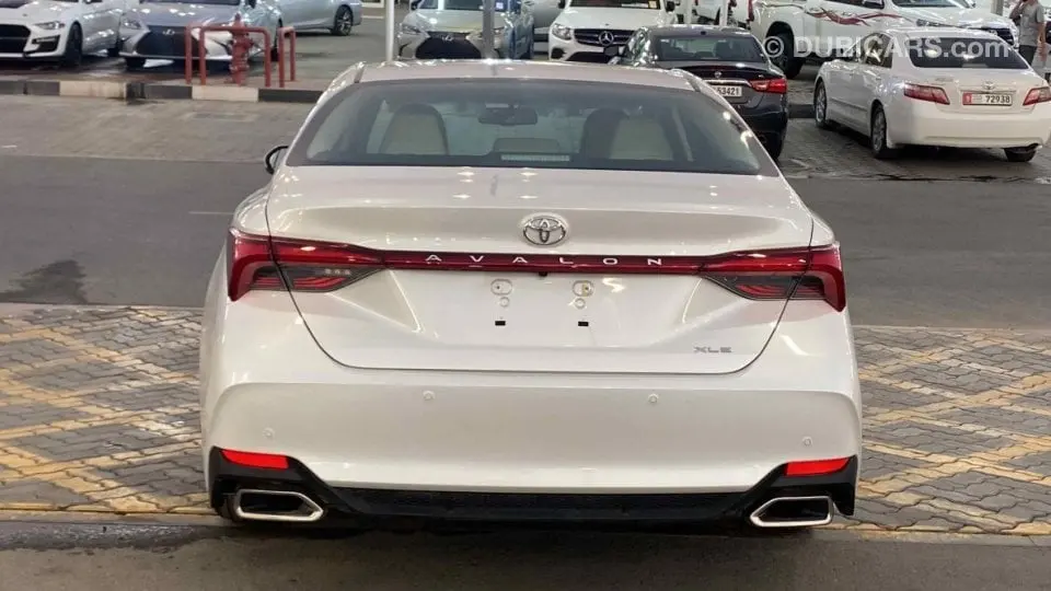 Toyota Avalon 2021