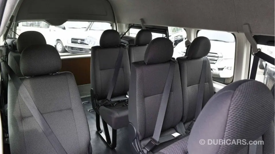 Toyota HiAce 2021