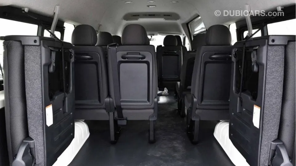 Toyota HiAce 2021