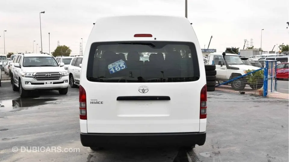 Toyota HiAce 2021