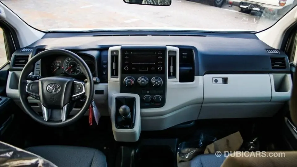 Toyota HiAce 2020