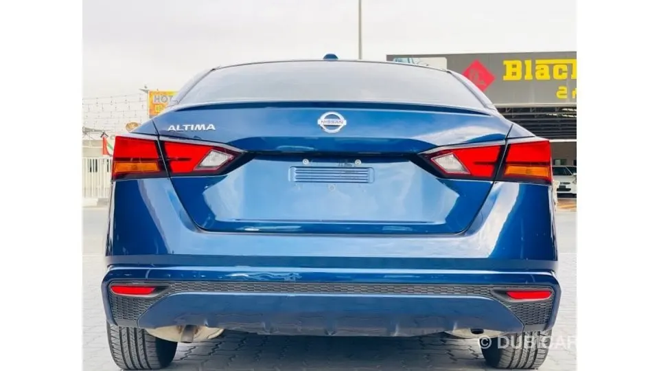 Nissan Altima 2019