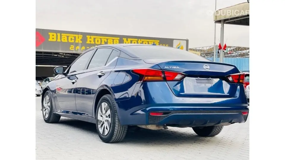 Nissan Altima 2019