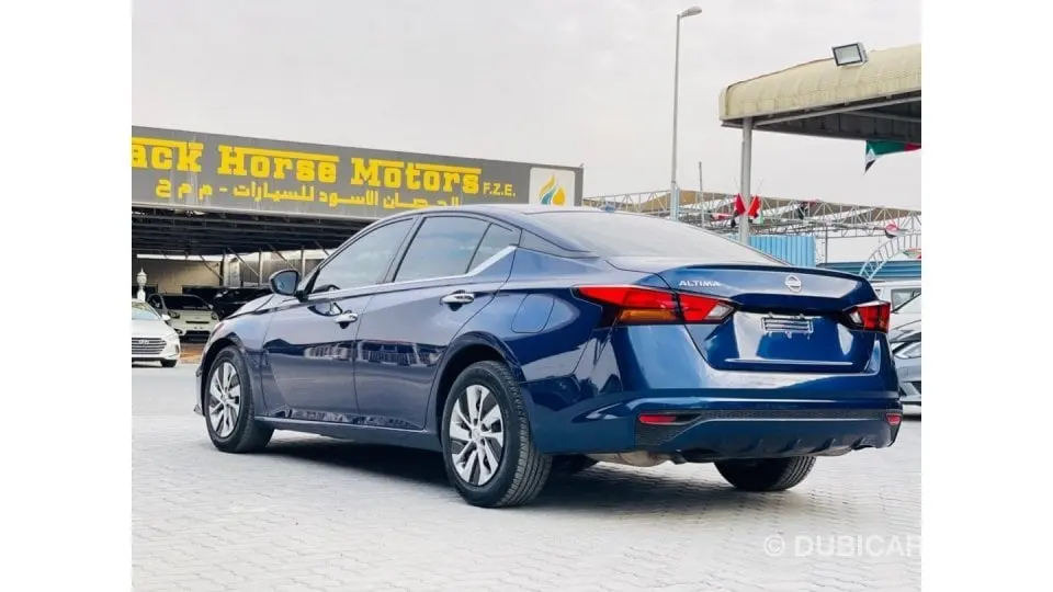Nissan Altima 2019