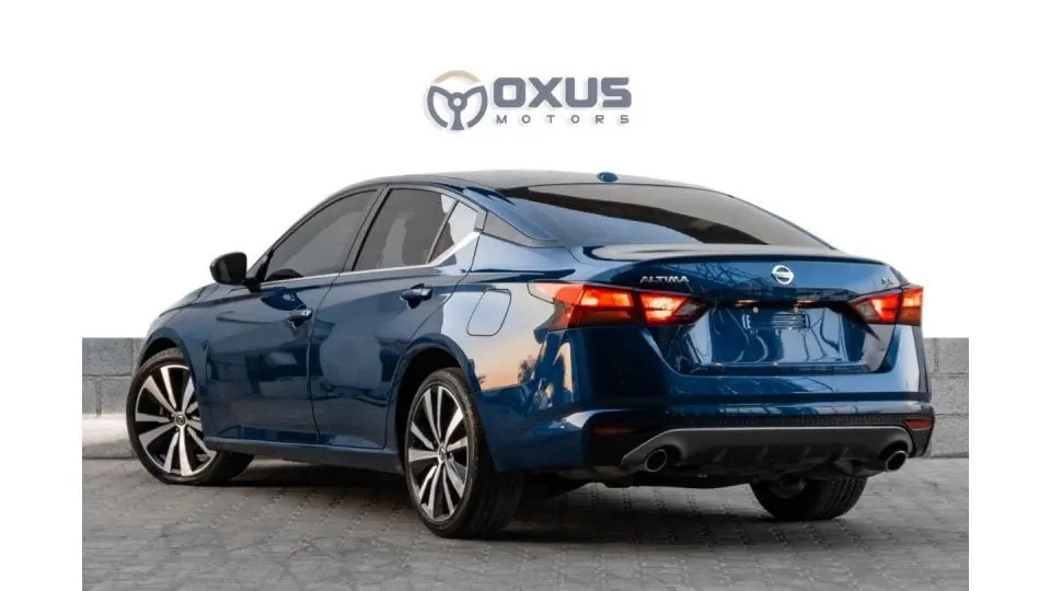 Nissan Altima 2019