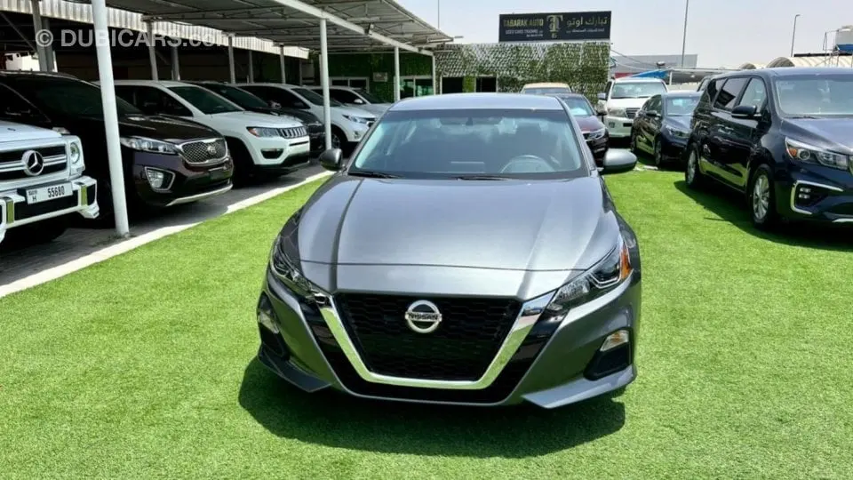 Nissan Altima 2020