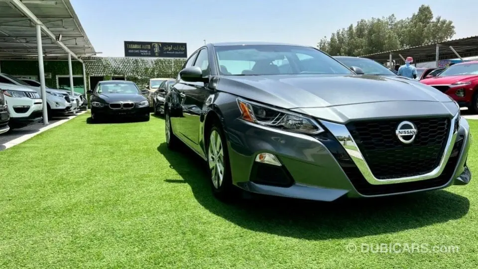 Nissan Altima 2020