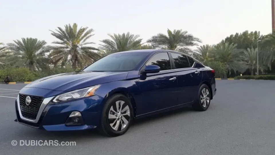 Nissan Altima 2021