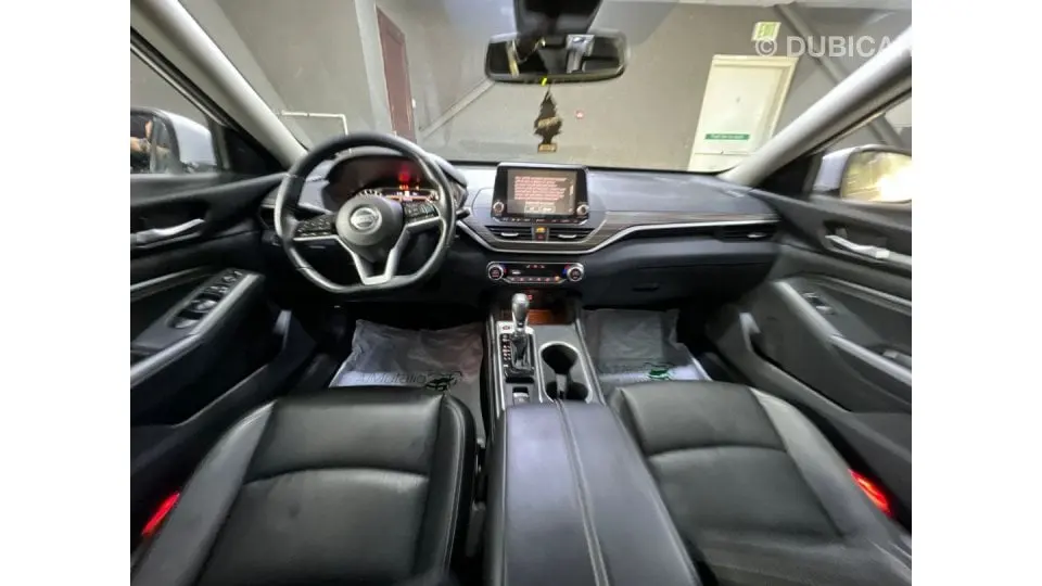 Nissan Altima 2019