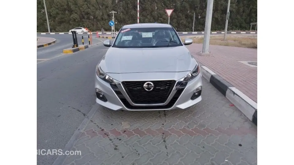 Nissan Altima 2020