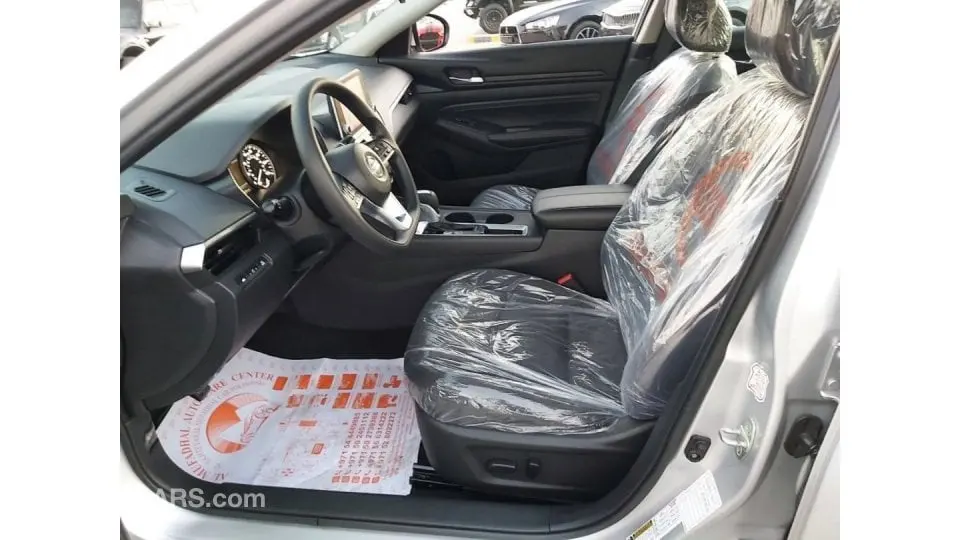 Nissan Altima 2020