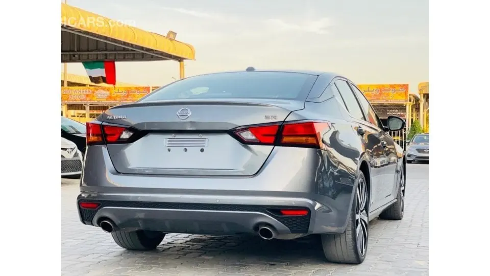 Nissan Altima 2020