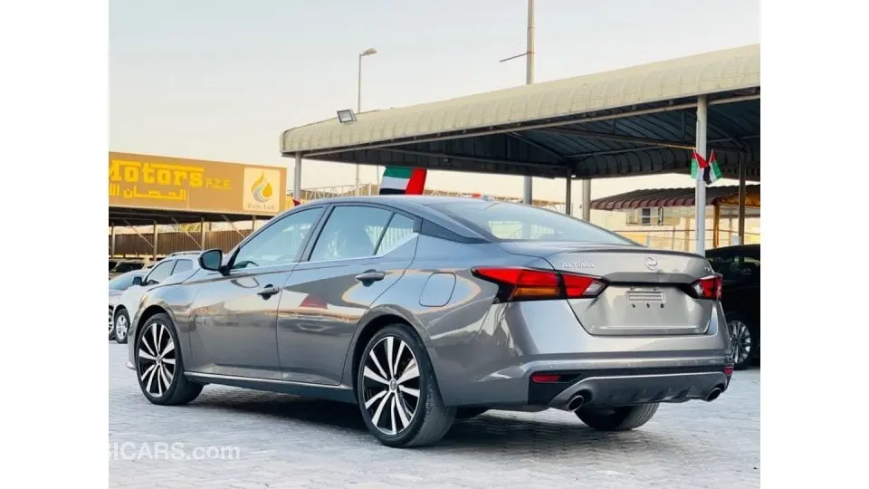 Nissan Altima 2020