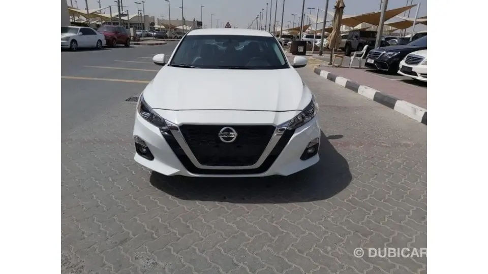 Nissan Altima 2020