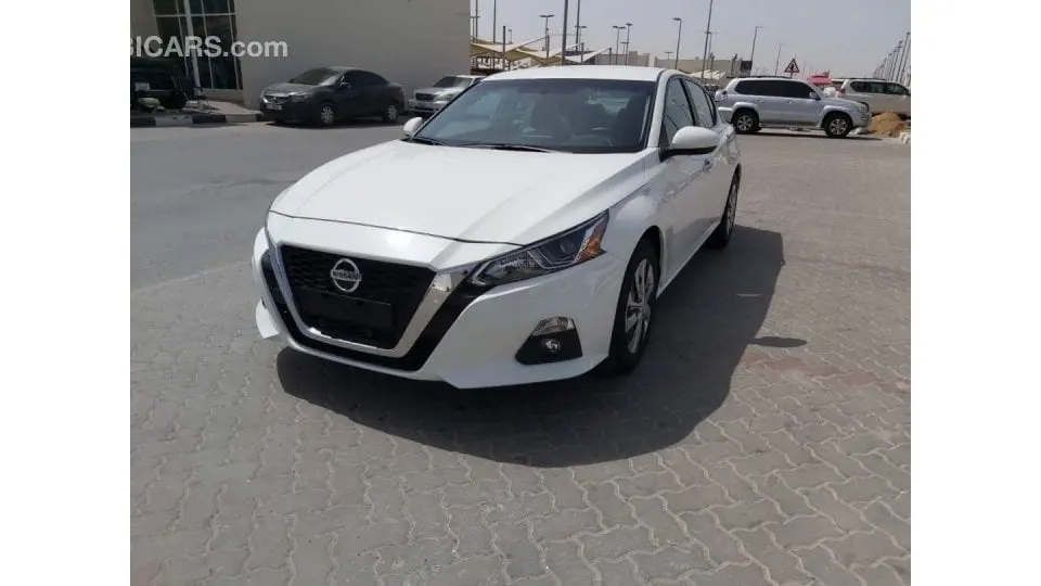 Nissan Altima 2020