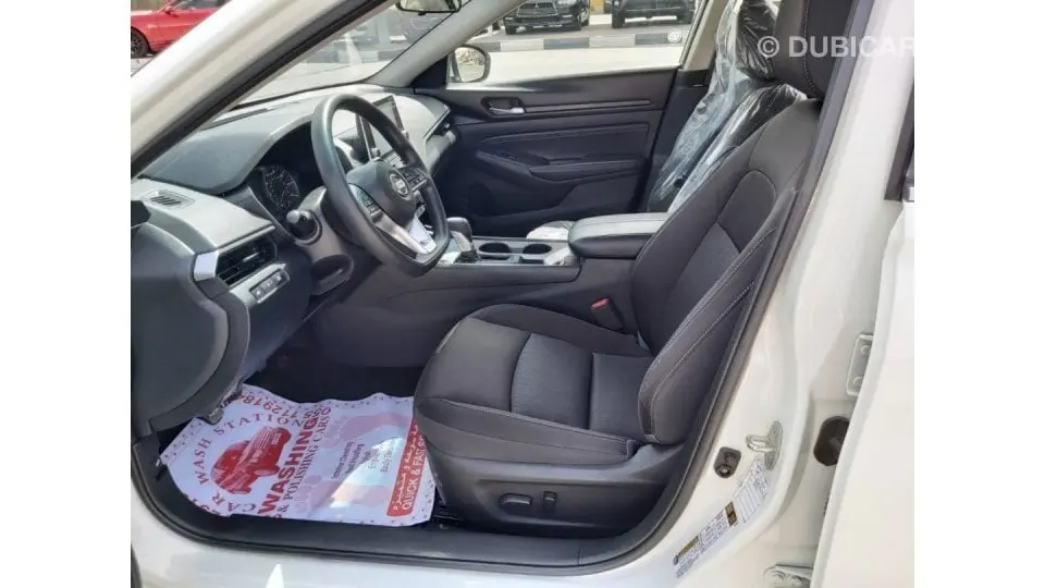 Nissan Altima 2020