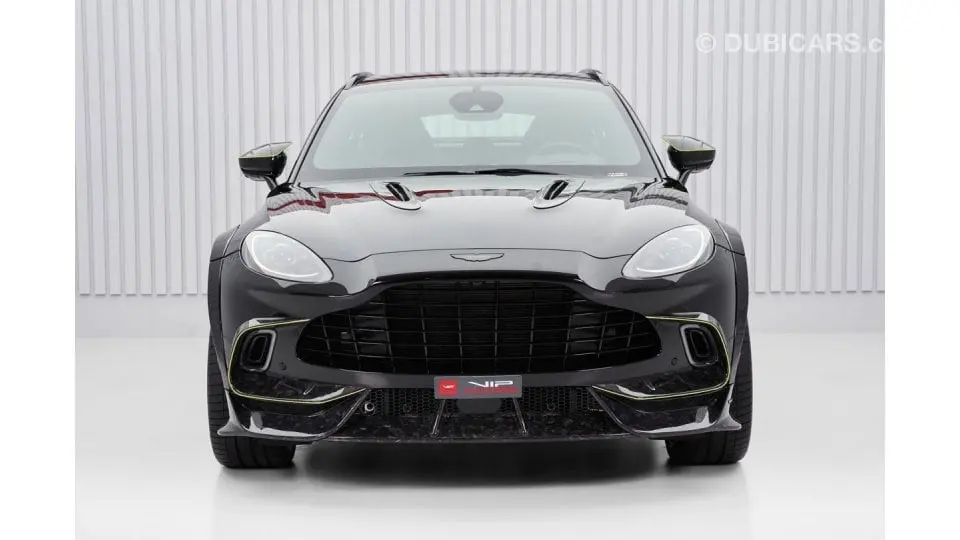 Aston Martin DBX 2022