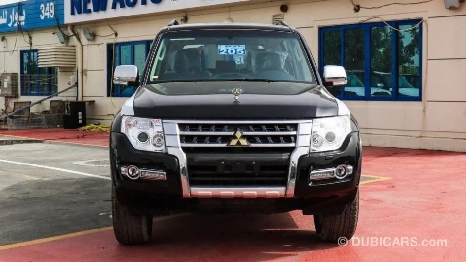 Mitsubishi Pajero 2020