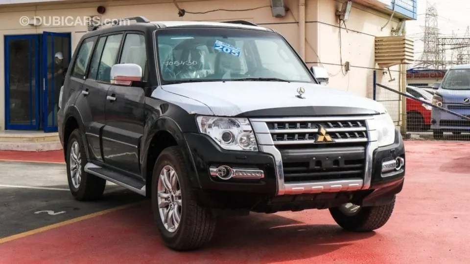 Mitsubishi Pajero 2020