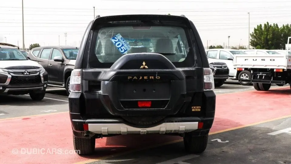 Mitsubishi Pajero 2020