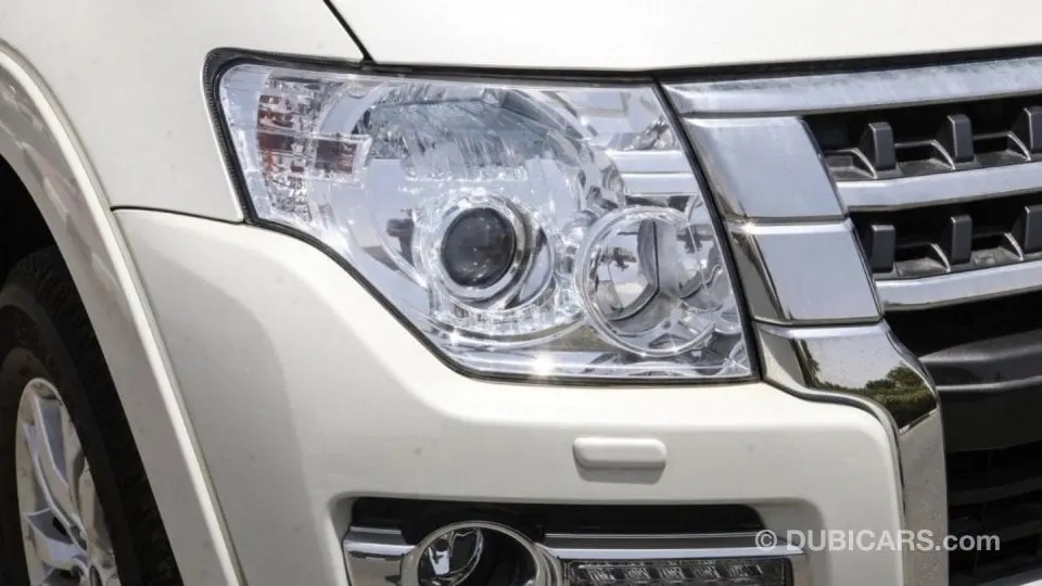 Mitsubishi Pajero 2020