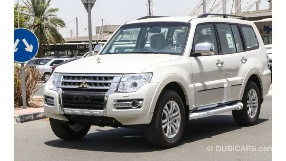Mitsubishi Pajero 2020