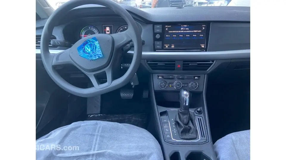 Volkswagen e-Lavida 2021