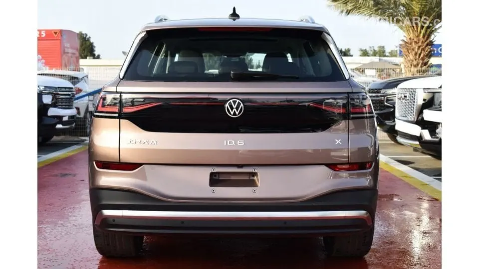 Volkswagen ID.6 2021