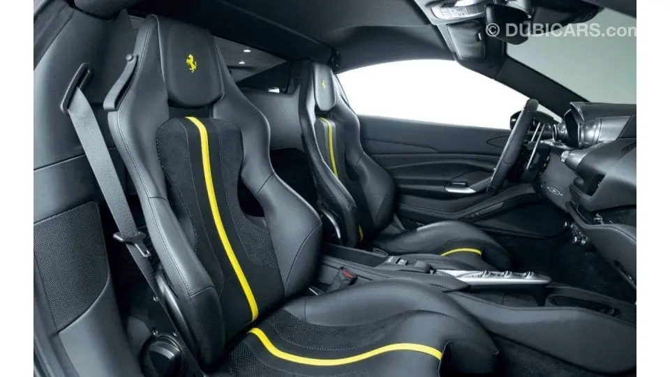 Ferrari F8 2022
