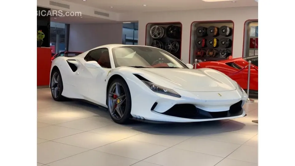 Ferrari F8 2022
