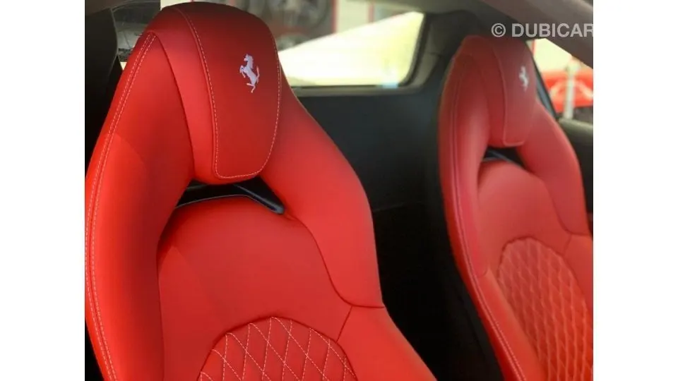 Ferrari F8 2022