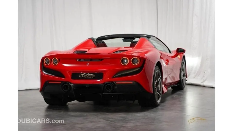 Ferrari F8 2022