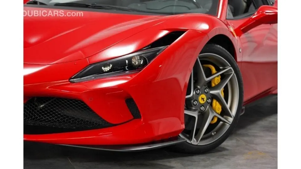 Ferrari F8 2022