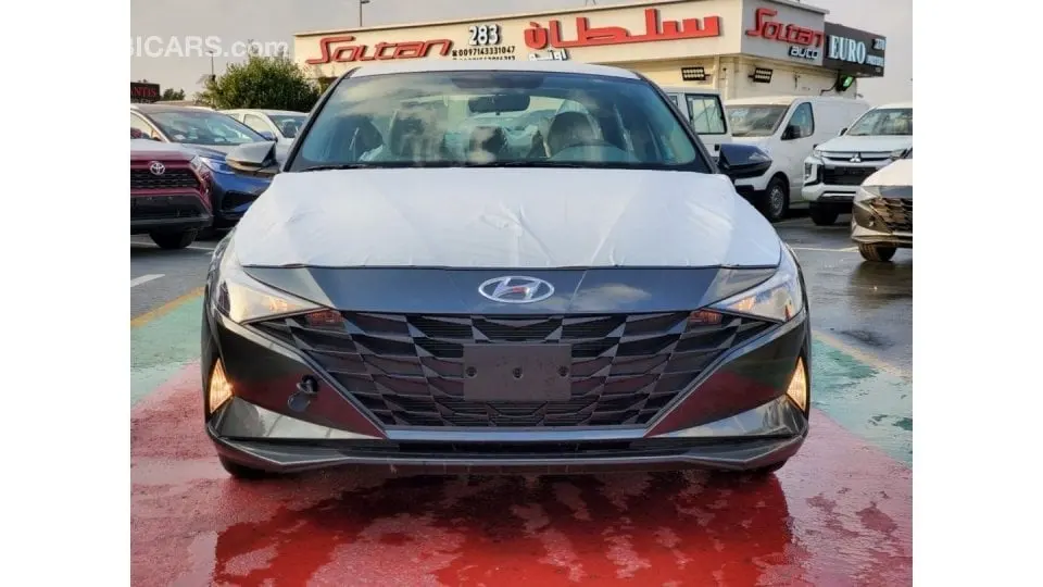 Hyundai Elantra 2022