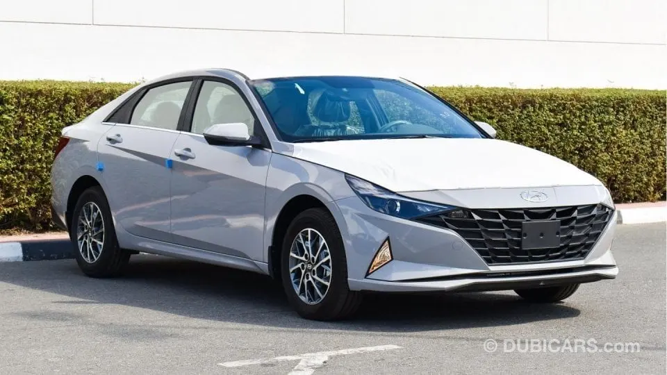 Hyundai Elantra 2022