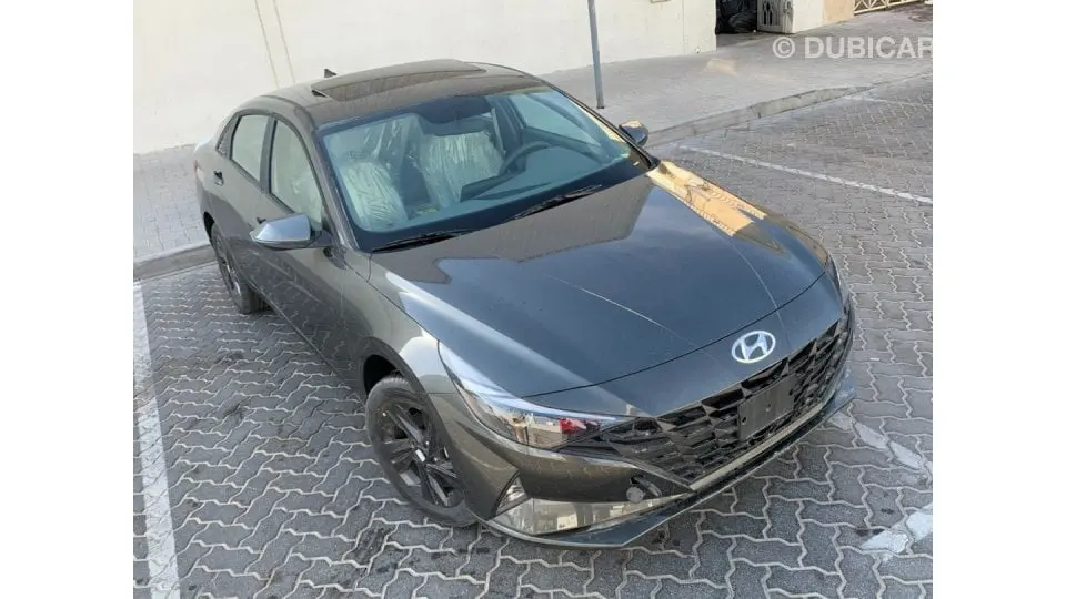 Hyundai Elantra 2022