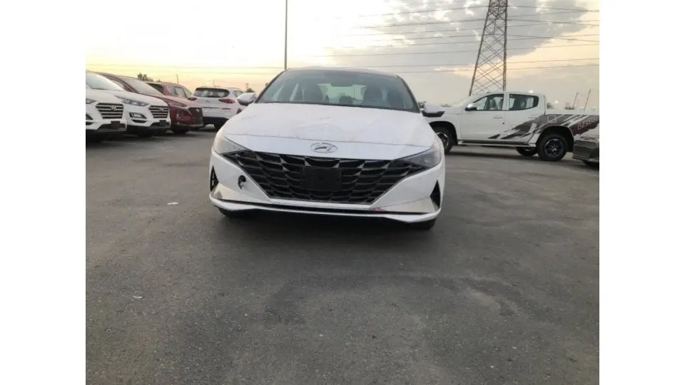 Hyundai Elantra 2022
