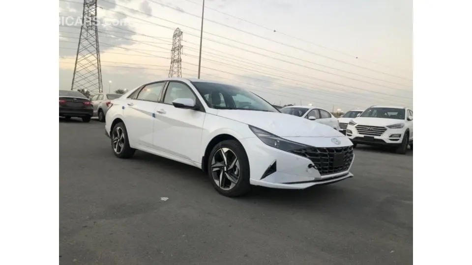 Hyundai Elantra 2022