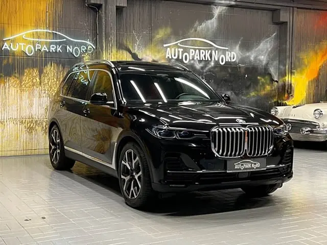 BMW X7 2021