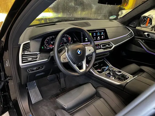 BMW X7 2021