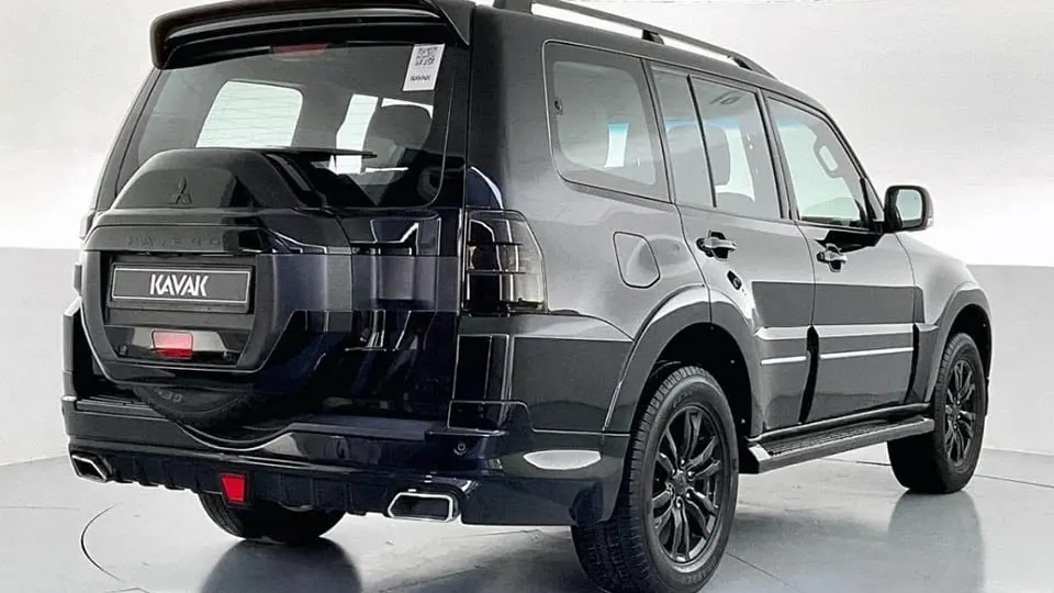 Mitsubishi Pajero 2020
