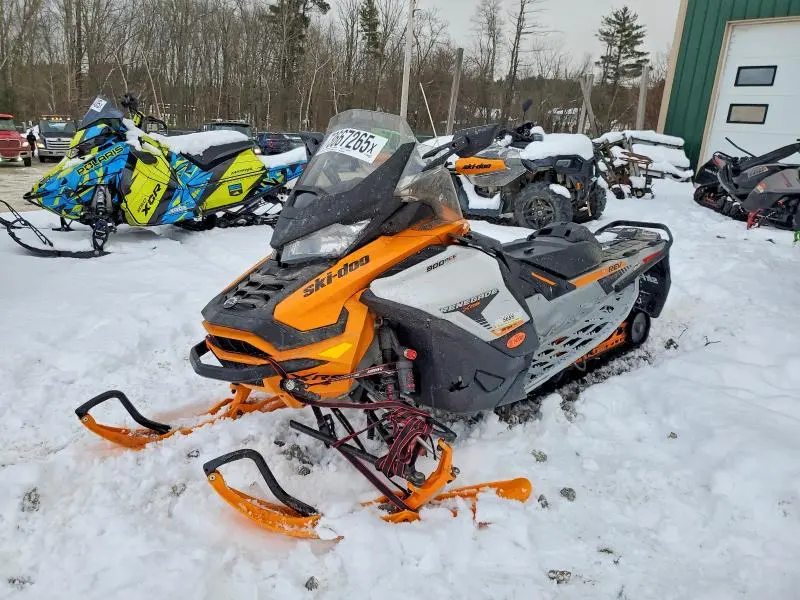 SKI-DOO RENEGADE 2019