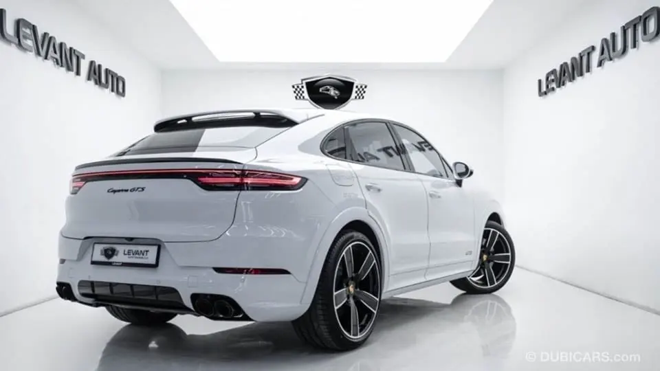Porsche Cayenne 2023