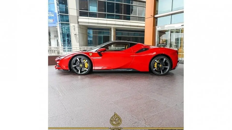 Ferrari SF90 Stradale 2023