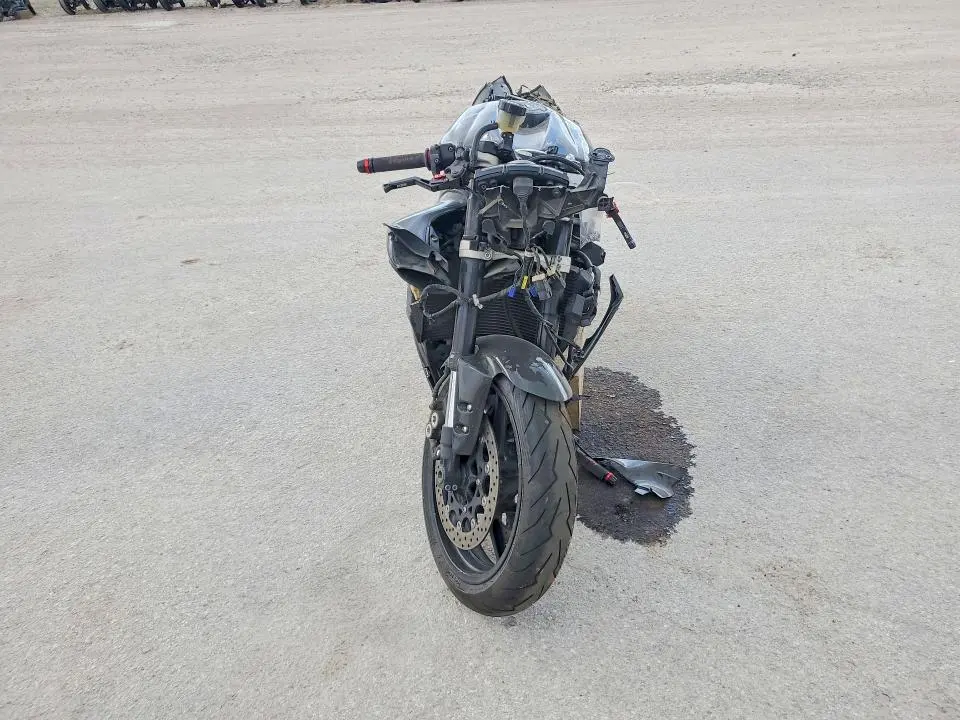 YAMAHA YZF1000 2006